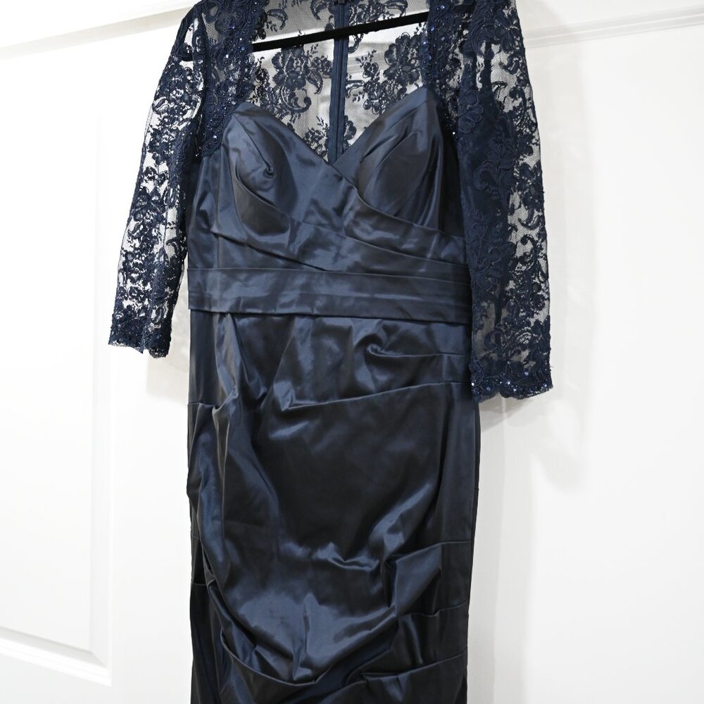 Rickie Freeman For Teri Jon Size 12 Lace Sleeve with Mermaid Style Bottom Gown - Picture 5 of 11